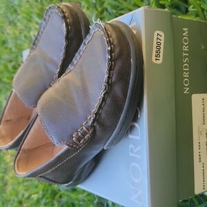 Boys Nordstrom Dark Brown Loafers Size 10